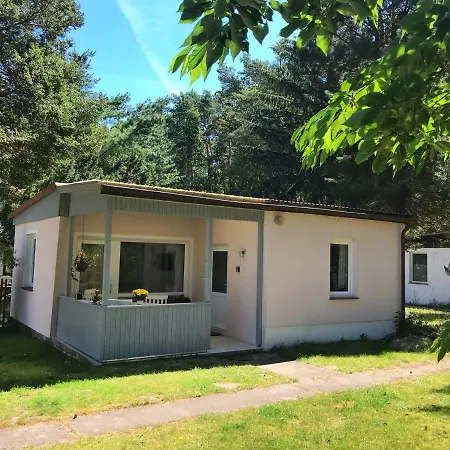 68 Am Waldrand Ferienhaus *